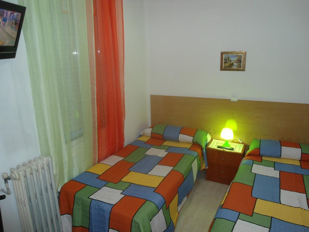 Hostal Florida 马德里 外观 照片