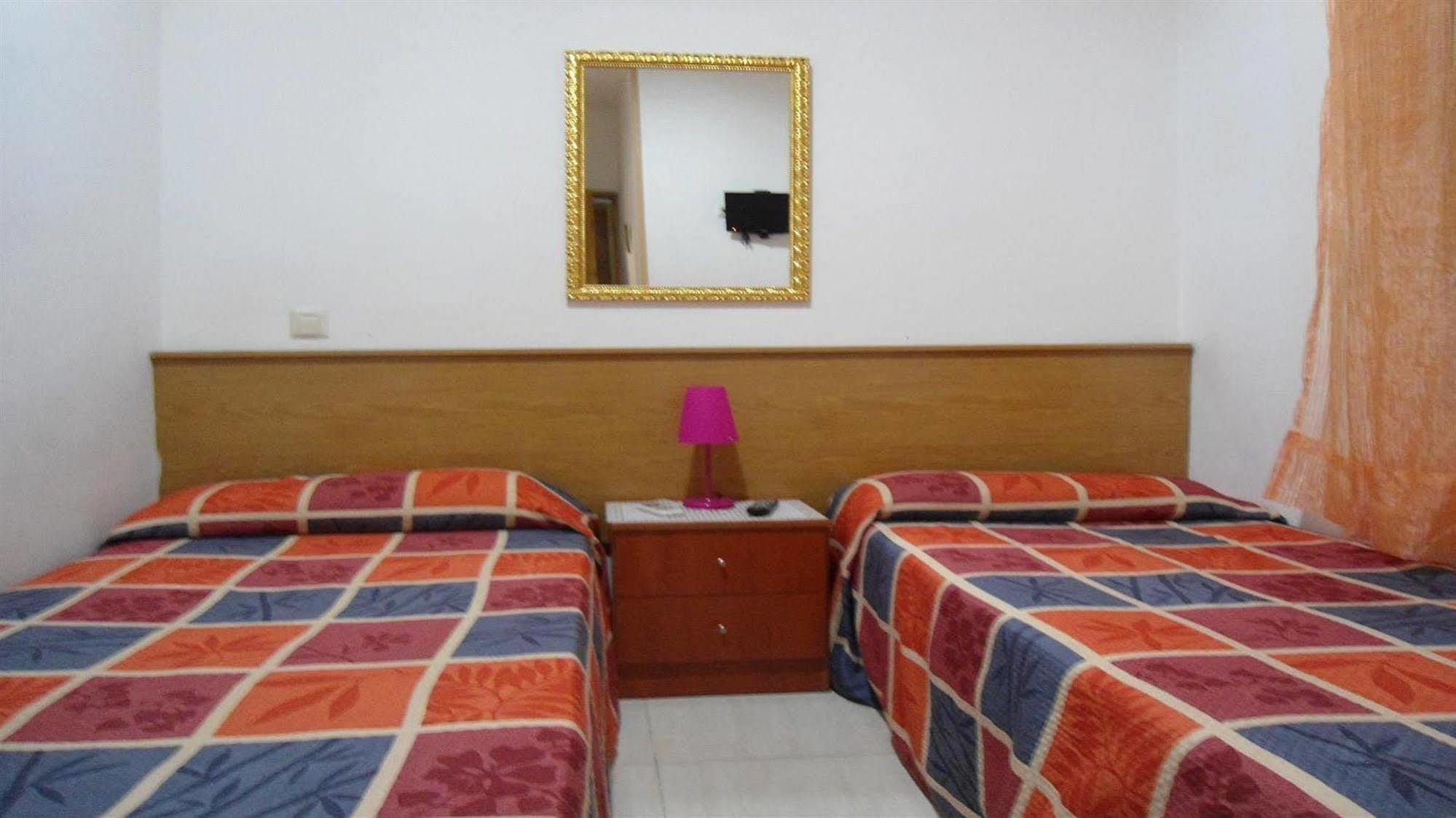 Hostal Florida 马德里 外观 照片